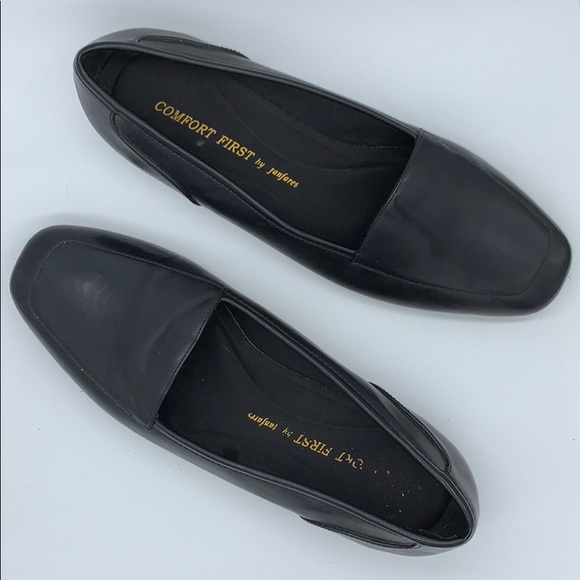 Vegan Leather Flat Loafer 7 - Picture 7 of 9
